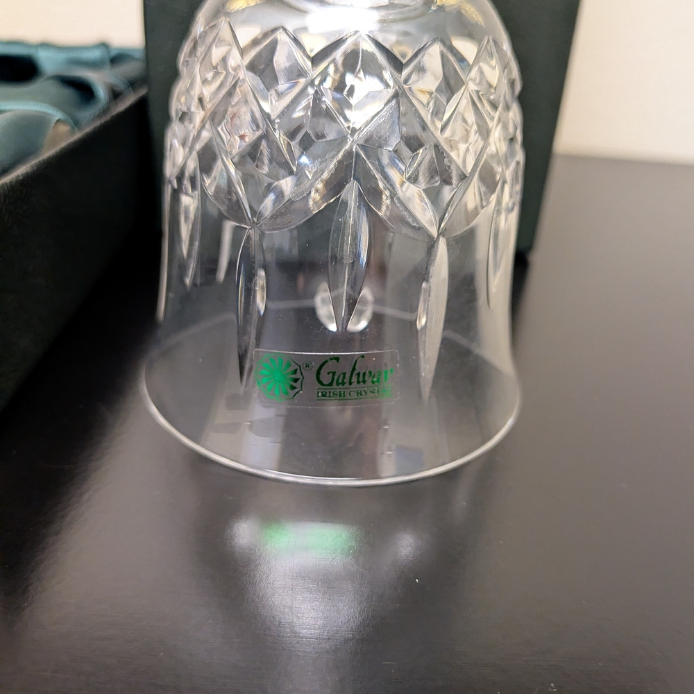 Galway Crystal Bell with Original Box - Picture 4 of 8